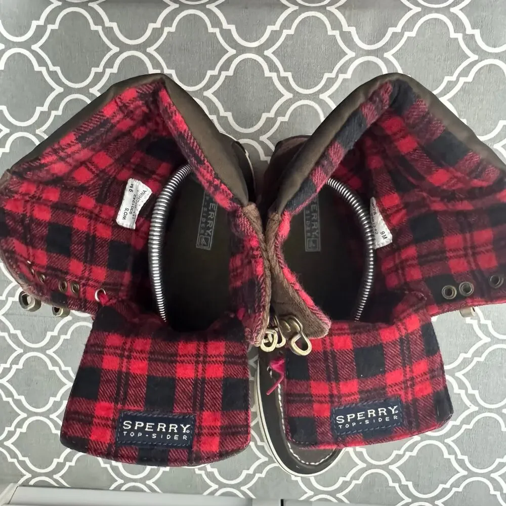 Sperry Boots Women’s Size 9 Brown Tall Plaid Lace Up Preppy Gorpcore Winter